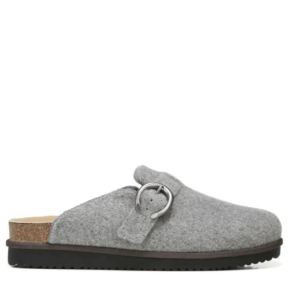 Naturalizer Becks Slip Ons